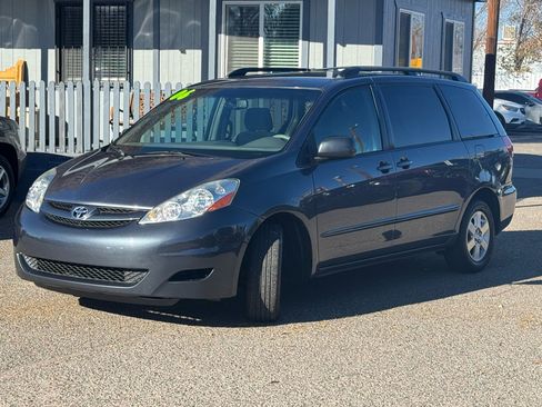 Used 2006 Toyota Sienna CE image 3