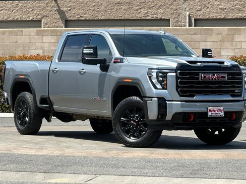 Certified 2025 GMC Sierra 2500 AT4 AWD/4WD image 2