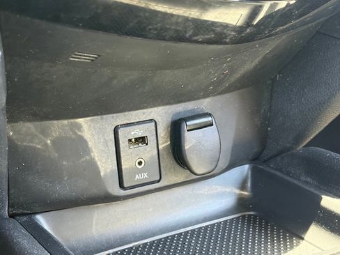 Used 2018 Nissan Rogue Sport S w/ S Appearance Package FWD image 9