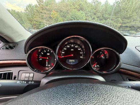 Used 2010 Cadillac CTS Luxury image 15