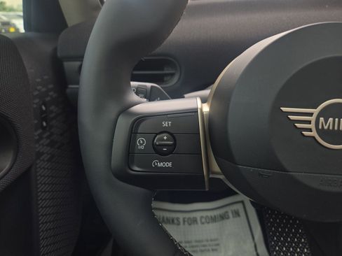 Used 2025 MINI Cooper S FWD image 19