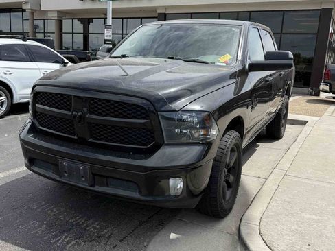 Used 2019 RAM 1500 Big Horn AWD/4WD image 2