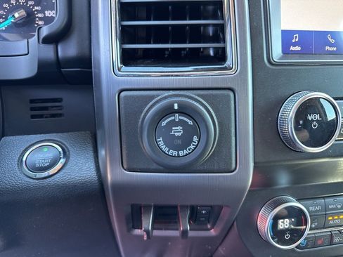 Used 2020 Ford Expedition Platinum image 51