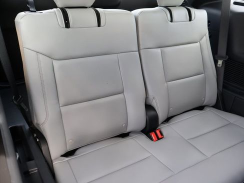 New 2026 Ford Explorer Active w/ Active Comfort Package image 13