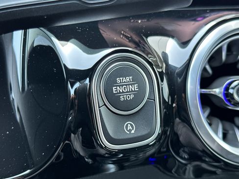 New 2025 Mercedes-Benz GLA 250 image 23
