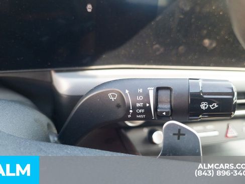 Used 2025 Hyundai Sonata SEL FWD image 12