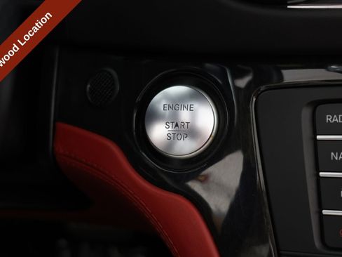 Used 2020 Mercedes-Benz SL 550 image 19