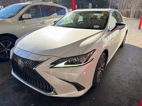 Used 2019 Lexus ES 350 Luxury w/ Premium Package image 25