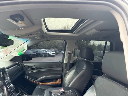 Used 2019 Chevrolet Tahoe Premier AWD/4WD image 6