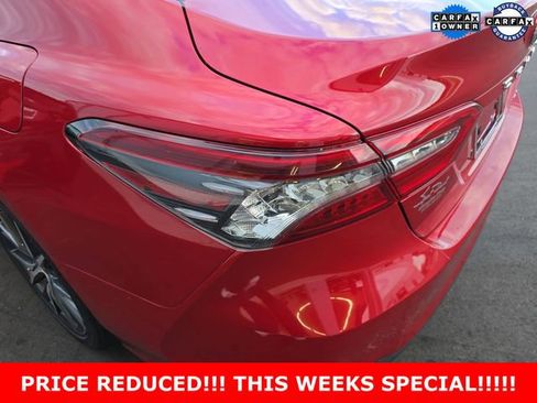 Used 2024 Toyota Camry XLE FWD image 25