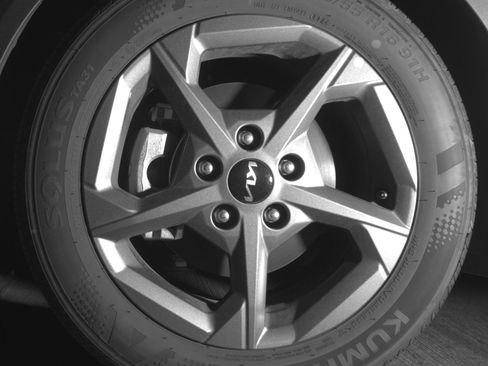 Used 2025 Kia K4 FWD image 12