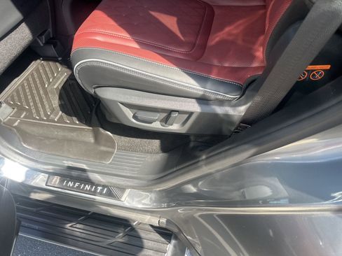 Used 2025 INFINITI QX80 Autograph w/ Autograph Exterior Package image 29