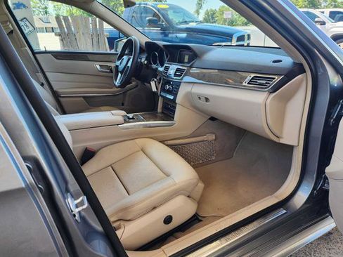 Used 2014 Mercedes-Benz E 350 4MATIC Sedan image 16