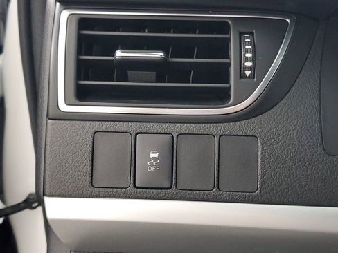 Used 2017 Toyota Camry SE image 24