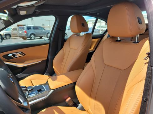Used 2022 BMW 330i Sedan w/ Convenience Package RWD image 20