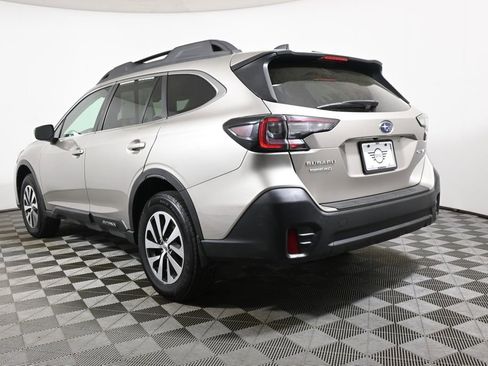 Used 2020 Subaru Outback Premium AWD/4WD image 5