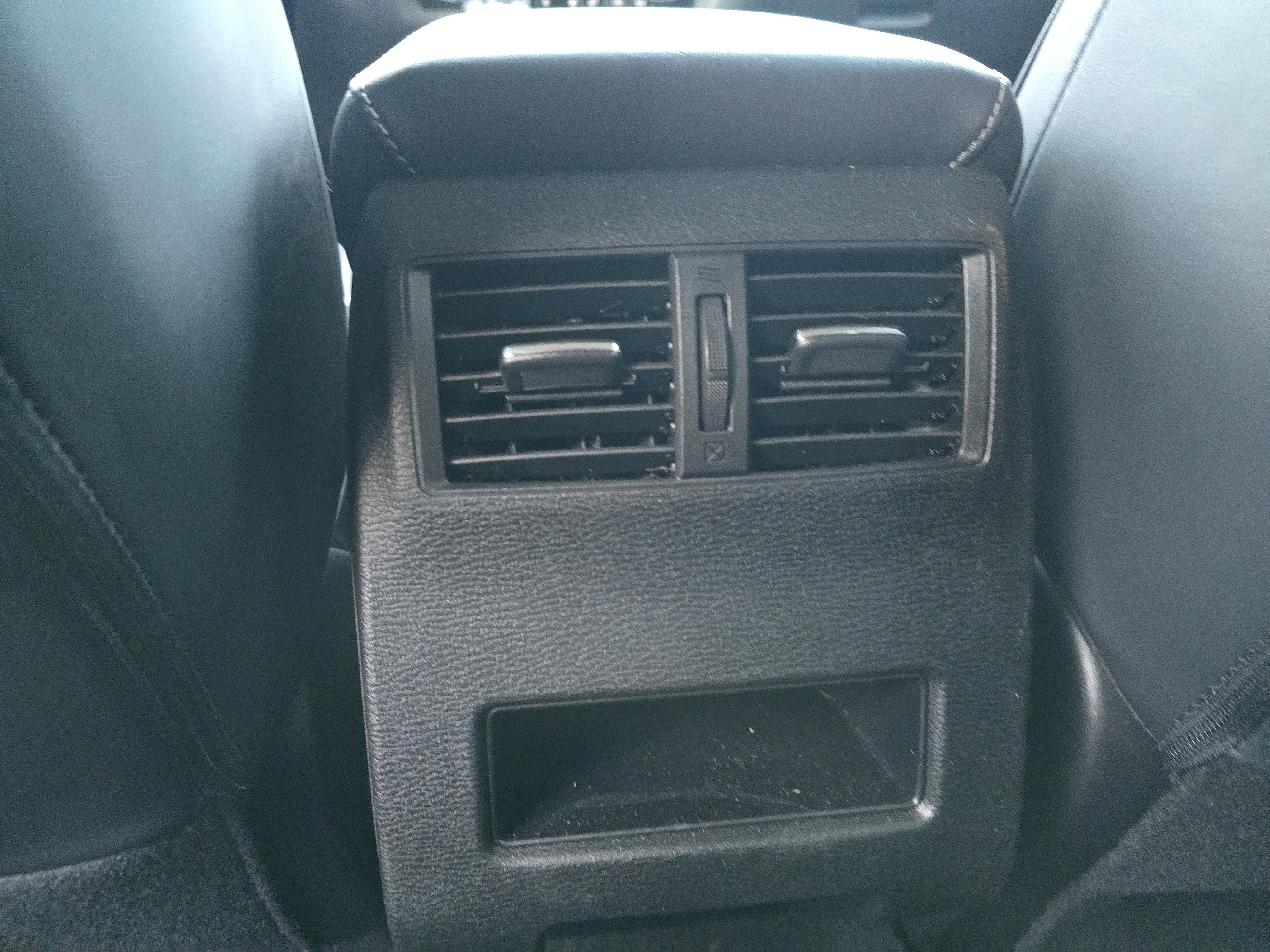 Used 2025 Mitsubishi Outlander SE AWD/4WD image 16