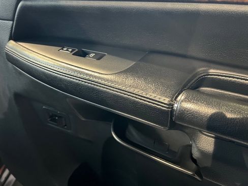 Used 2013 Nissan Armada Platinum image 15