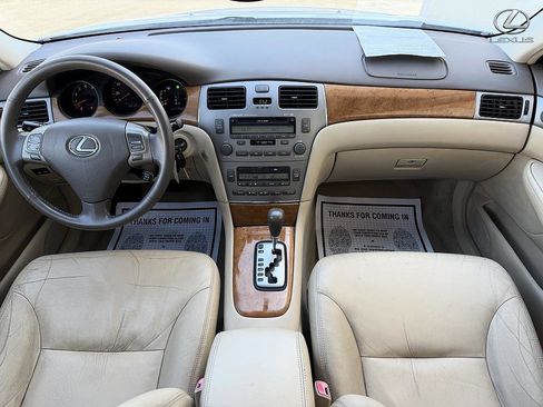 Used 2005 Lexus ES 330 FWD image 9