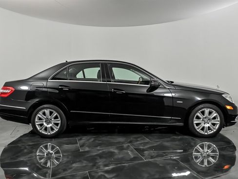 Used 2012 Mercedes-Benz E 350 4MATIC Sedan image 10