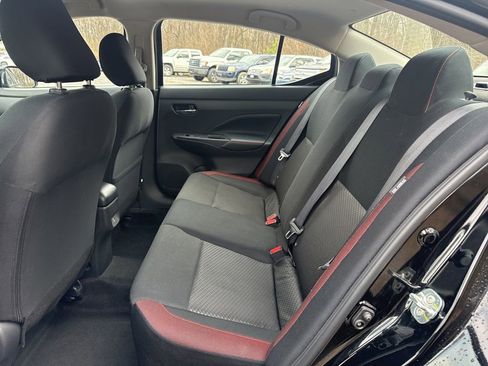 Used 2024 Nissan Versa SR FWD image 32