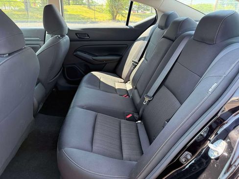 Used 2024 Nissan Altima 2.5 SV FWD image 13