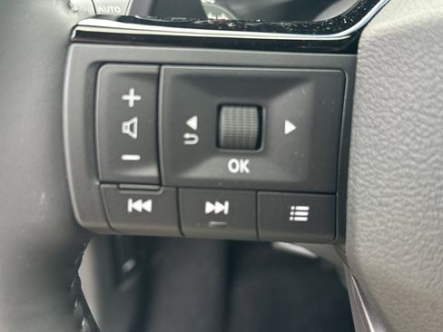 New 2026 Nissan Rogue Platinum AWD/4WD image 21