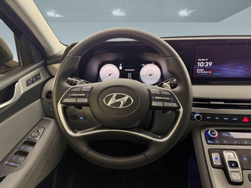 Used 2024 Hyundai Palisade SEL w/ Premium Package image 16