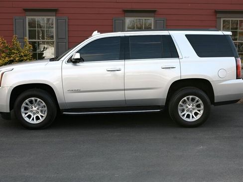 Used 2020 GMC Yukon SLT image 4