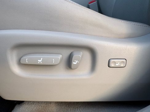 Used 2011 Lexus RX 350 2WD w/ Premium Pkg image 24