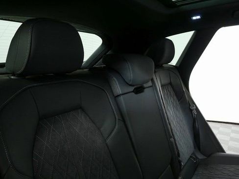 New 2025 Audi SQ5 Premium Plus image 23