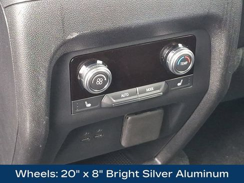 Used 2026 GMC Acadia Elevation w/ Elevation Premium Package AWD/4WD image 19