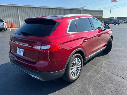 Used 2017 Lincoln MKX Select w/ Select Plus Package FWD image 7