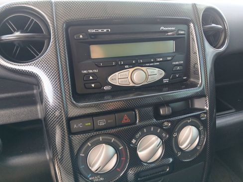 Used 2006 Scion xB FWD image 25