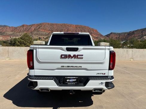 Used 2021 GMC Sierra 1500 AT4 image 7
