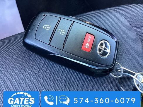 Used 2024 Toyota Tacoma SR image 25