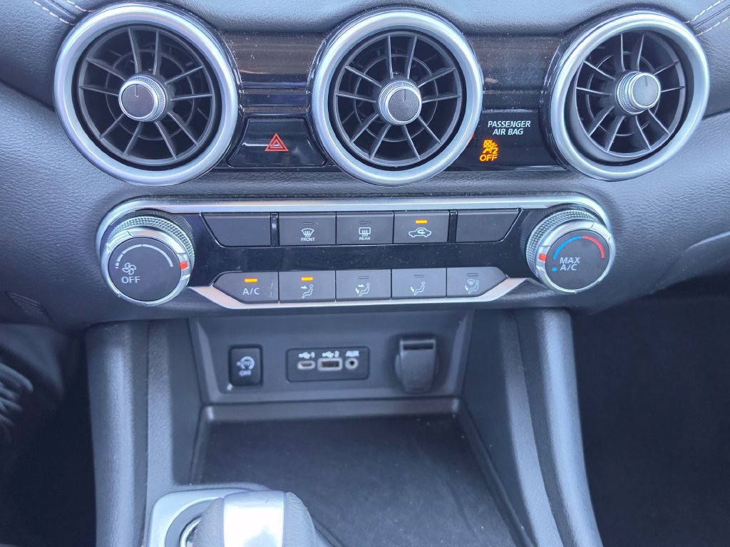 Used 2025 Nissan Sentra SV FWD image 19