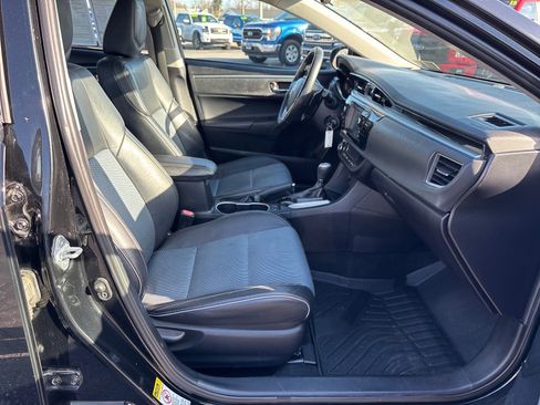 Used 2014 Toyota Corolla S image 14