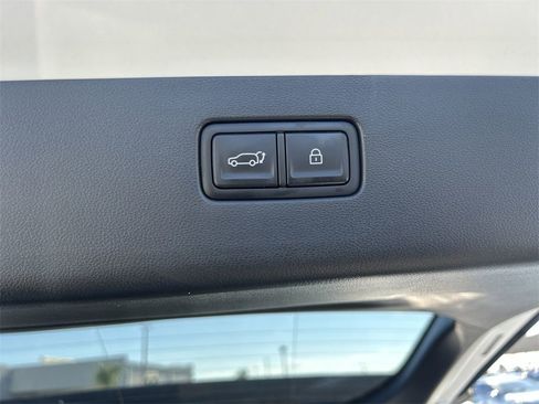 New 2026 Hyundai Ioniq 9 Limited image 17