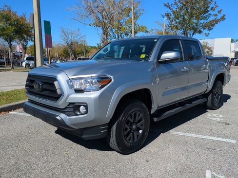 Certified 2023 Toyota Tacoma SR image 2