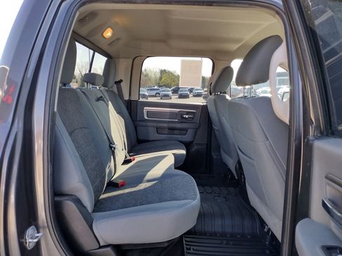 Used 2017 RAM 1500 Classic SLT w/ SLT Plus D￩cor Group AWD/4WD image 10