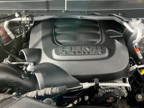 Used 2024 RAM 2500 Big Horn w/ Safety Group image 35