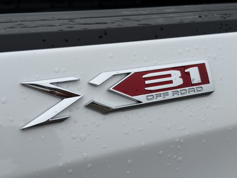 New 2026 GMC Sierra 1500 SLT w/ SLT Premium Plus Package AWD/4WD image 12