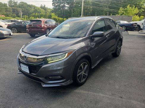 Used 2019 Honda HR-V Touring image 3