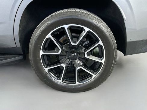 Used 2021 Chevrolet Tahoe RST w/ Rear Media and Nav Package AWD/4WD image 35