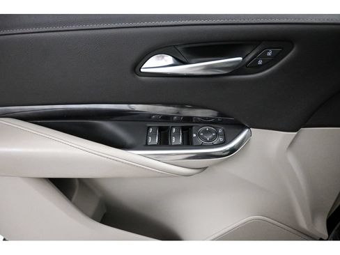 Used 2020 Cadillac XT4 Luxury w/ Cold Weather Package AWD/4WD image 30