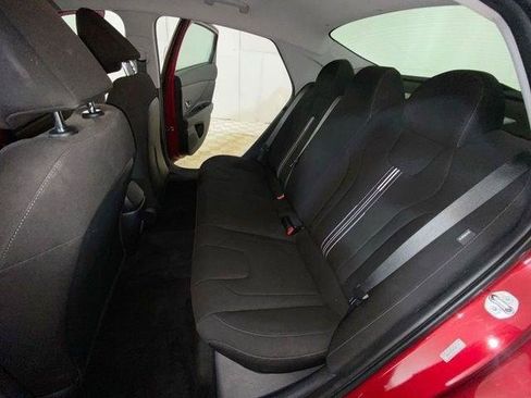 Used 2024 Hyundai Elantra SEL FWD image 15