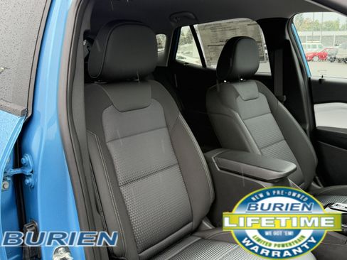 New 2026 Chevrolet Trax LT w/ Driver Confidence Package image 19