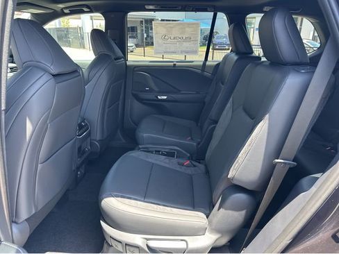 New 2026 Lexus TX 500h AWD image 8
