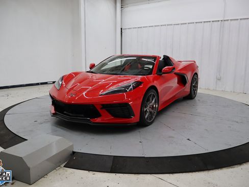 Used 2023 Chevrolet Corvette Stingray Premium Conv w/ Z51 Performance Package RWD image 8